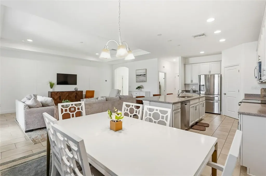 109 Azul Drive Seffner FL 33584
