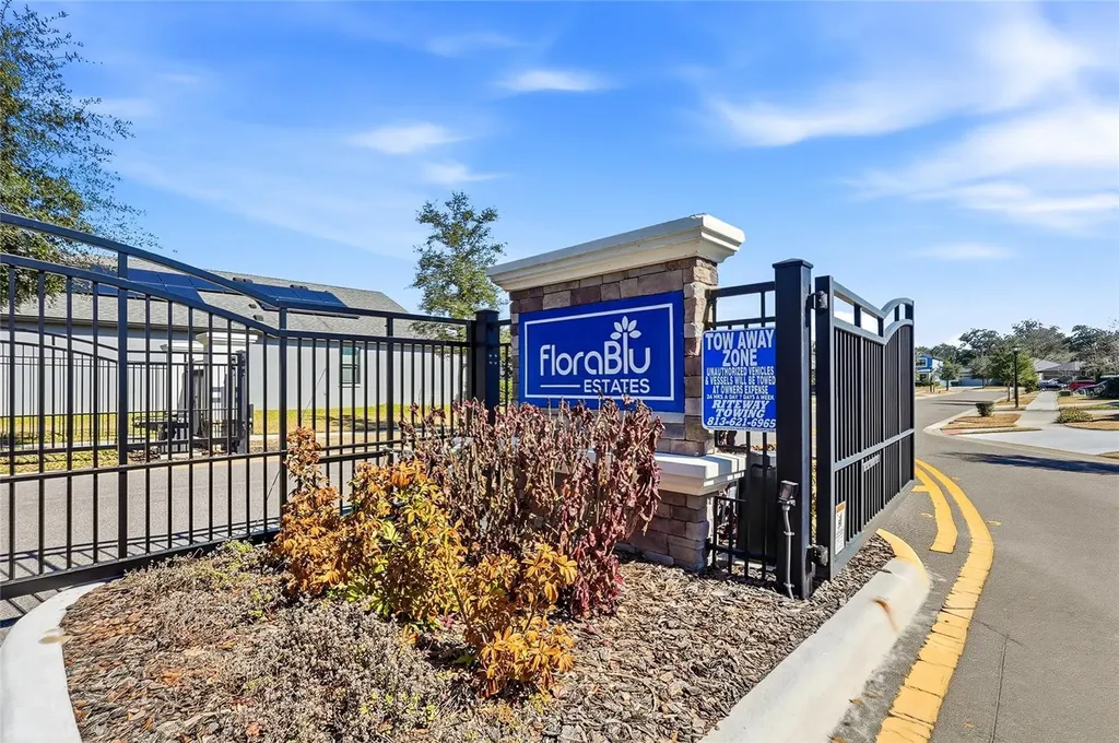 109 Azul Drive Seffner FL 33584