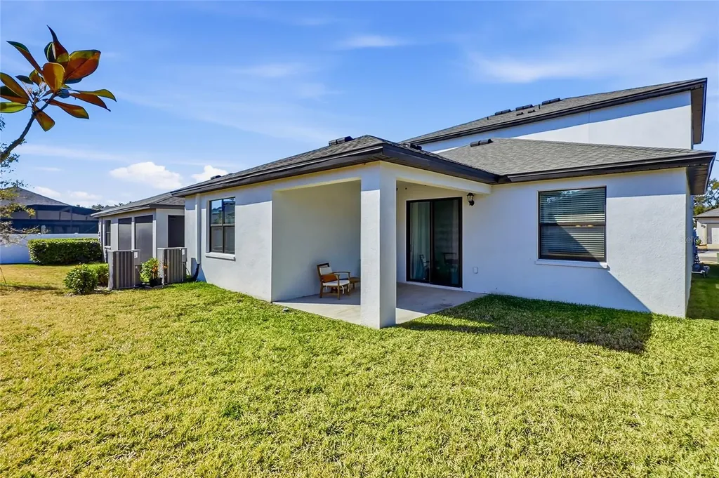 109 Azul Drive Seffner FL 33584