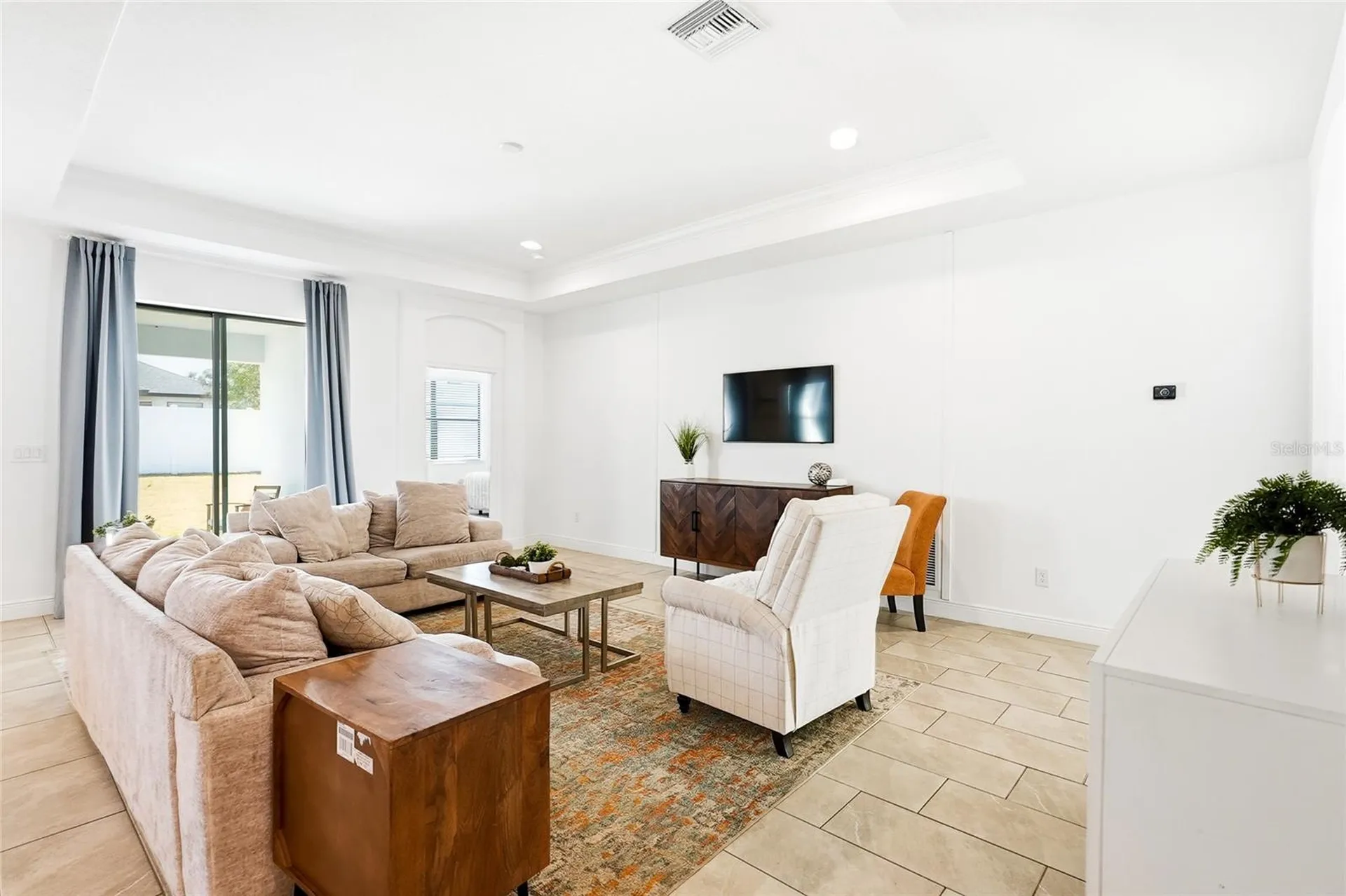 109 Azul Drive Seffner FL 33584