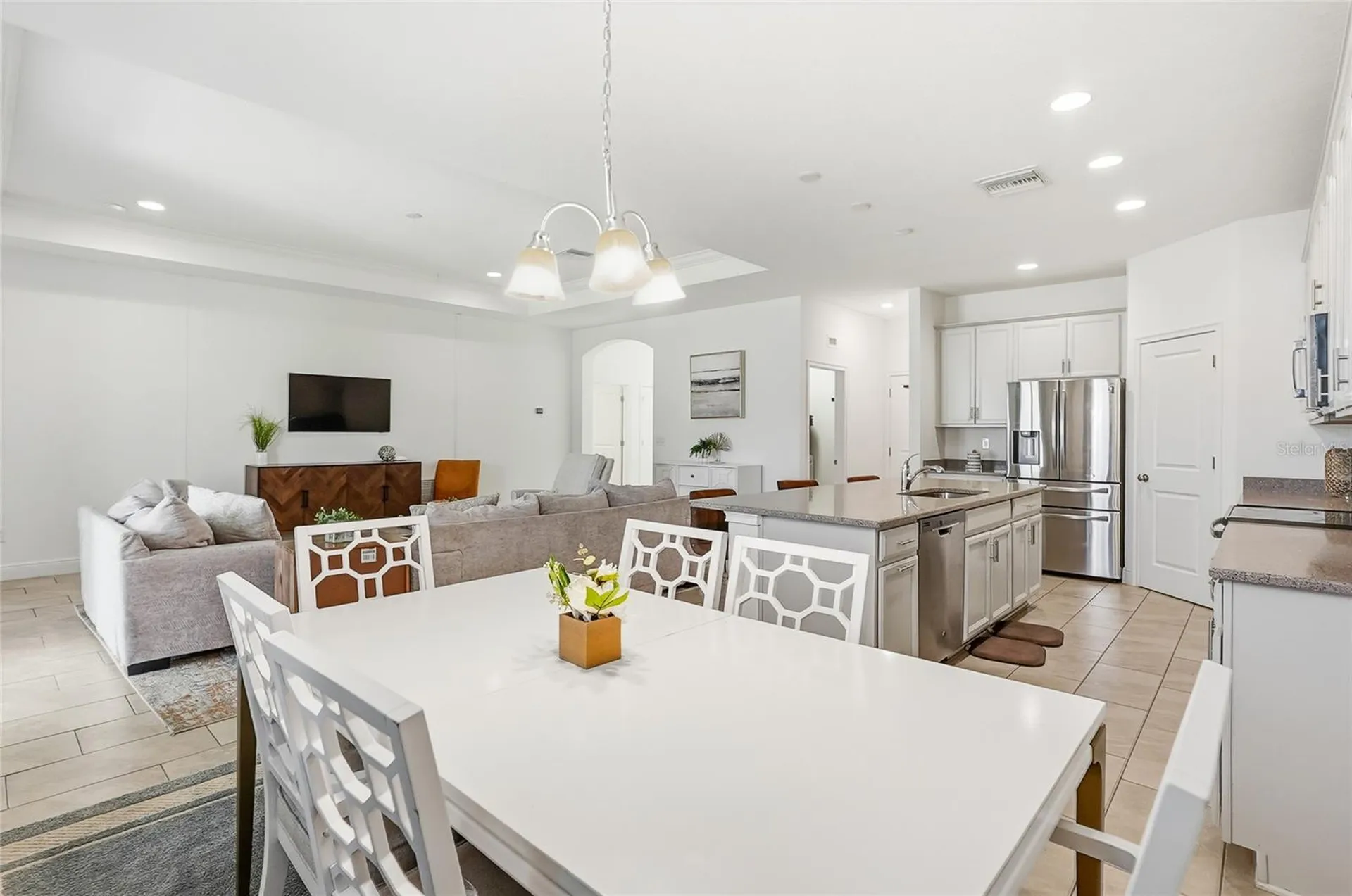 109 Azul Drive Seffner FL 33584