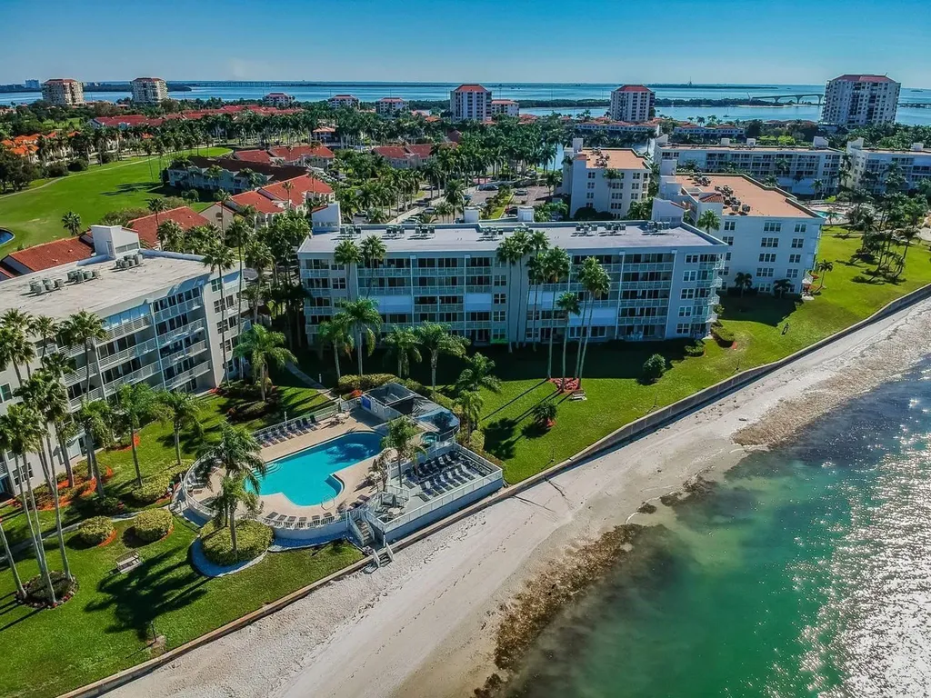 5901 Bahia Del Mar Circle St Petersburg FL 33715