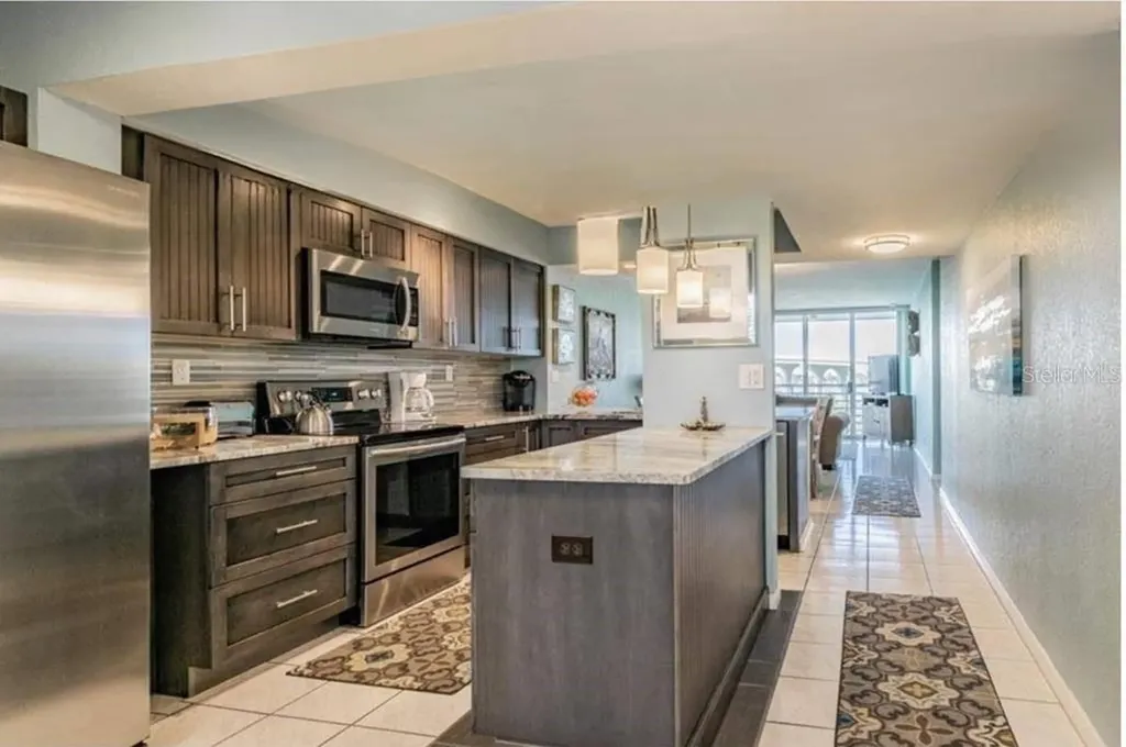 5901 Bahia Del Mar Circle St Petersburg FL 33715