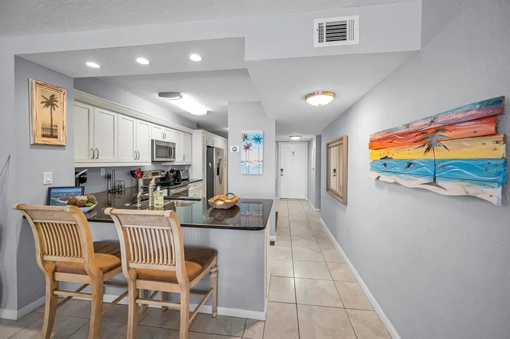 5901 Bahia Del Mar Circle St Petersburg FL 33715