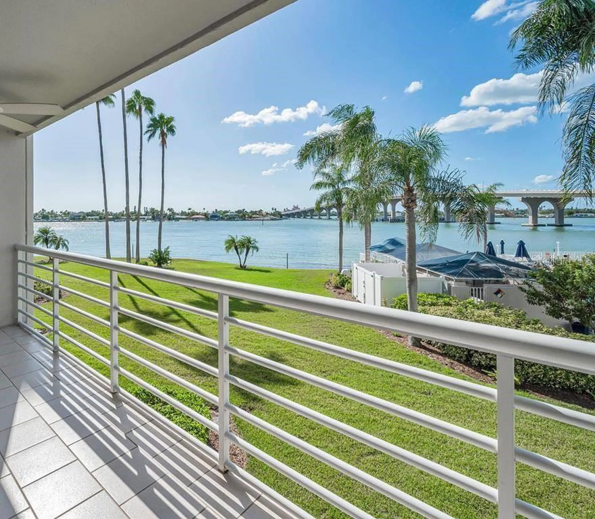 5901 Bahia Del Mar Circle St Petersburg FL 33715