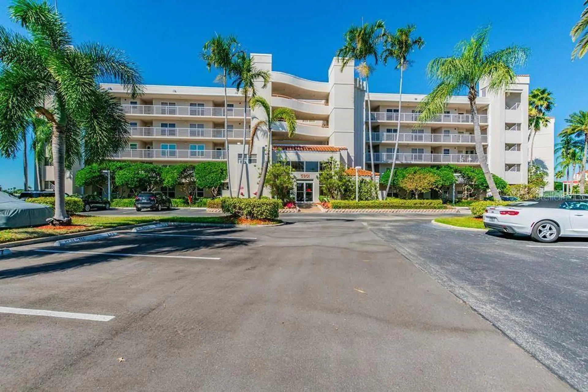 5901 Bahia Del Mar Circle St Petersburg FL 33715