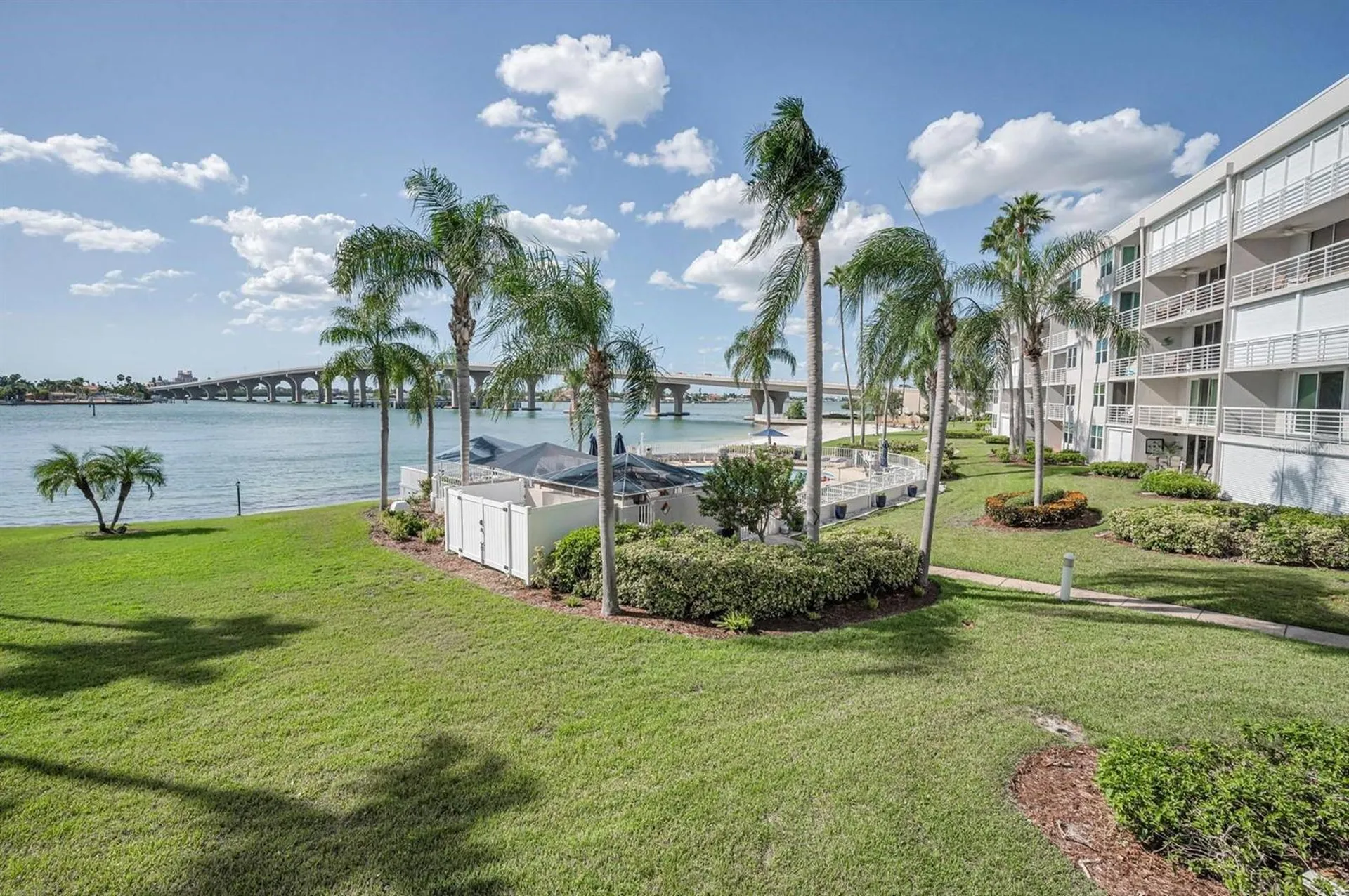 5901 Bahia Del Mar Circle St Petersburg FL 33715
