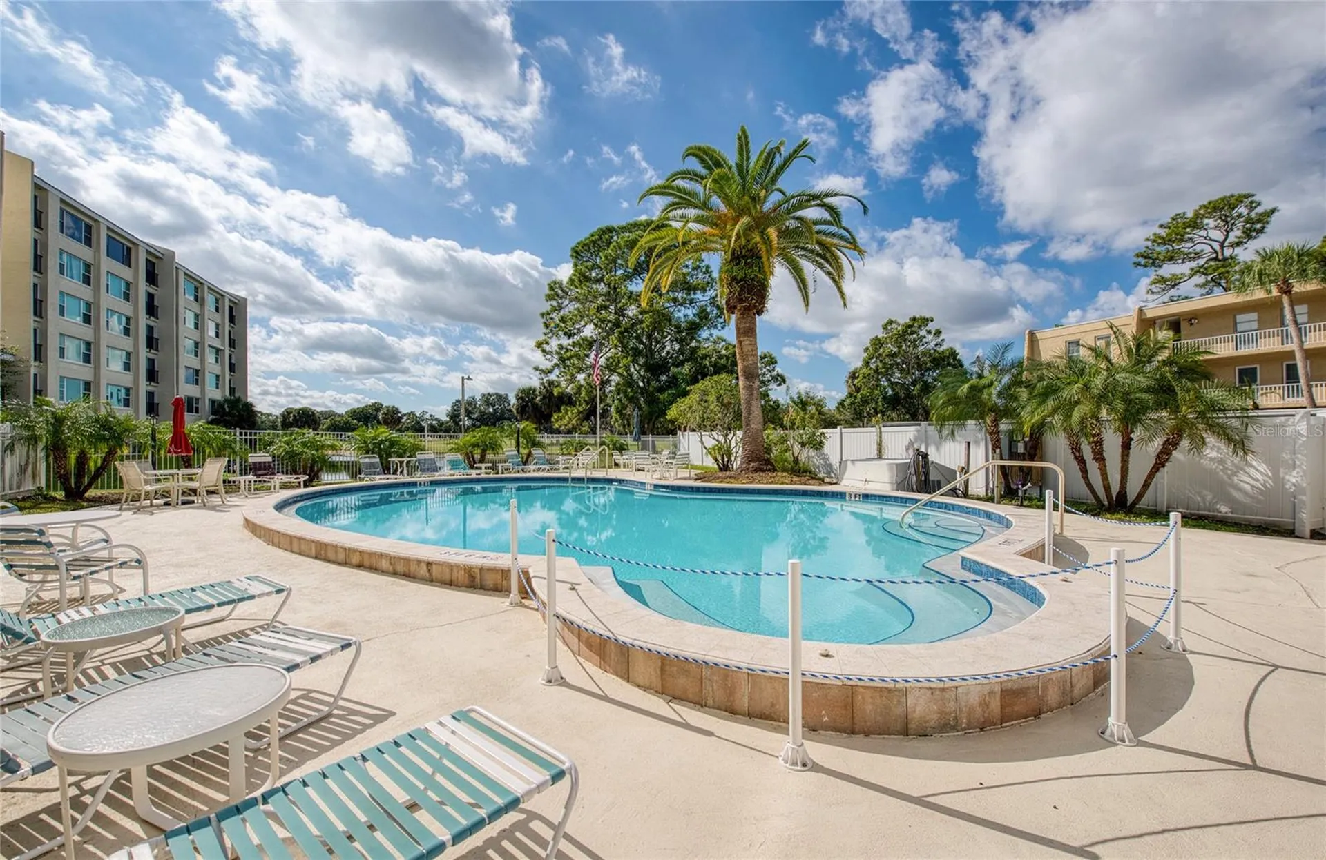 225 Country Club Drive Largo FL 33771