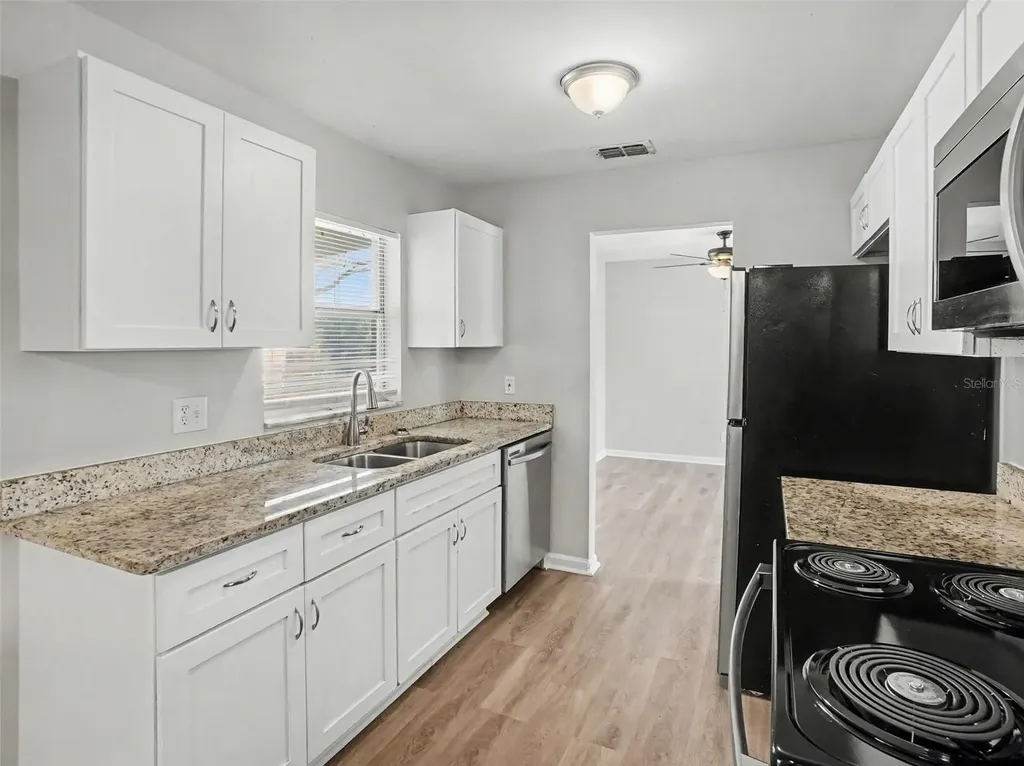 555 Thomas Jefferson Way Orlando FL 32809