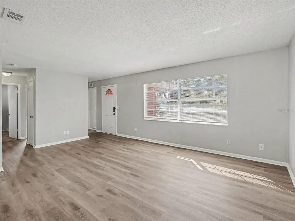 555 Thomas Jefferson Way Orlando FL 32809