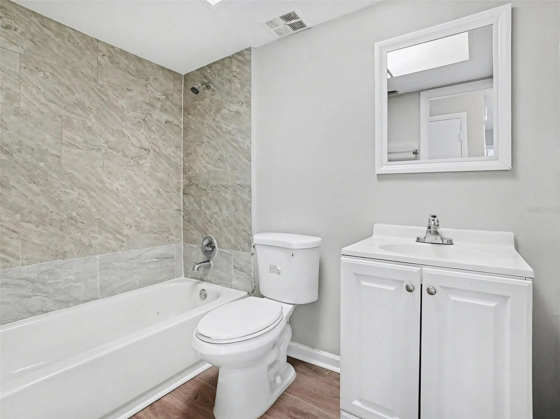 555 Thomas Jefferson Way Orlando FL 32809