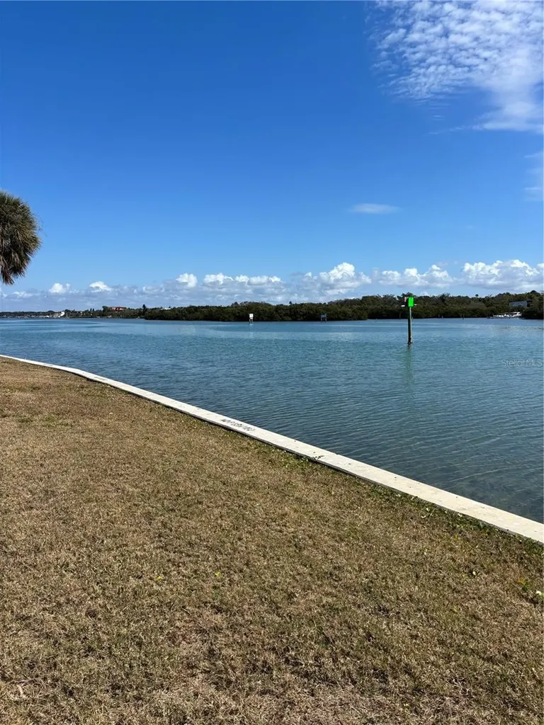 1 Windrush Boulevard Indian Rocks Beach FL 33785