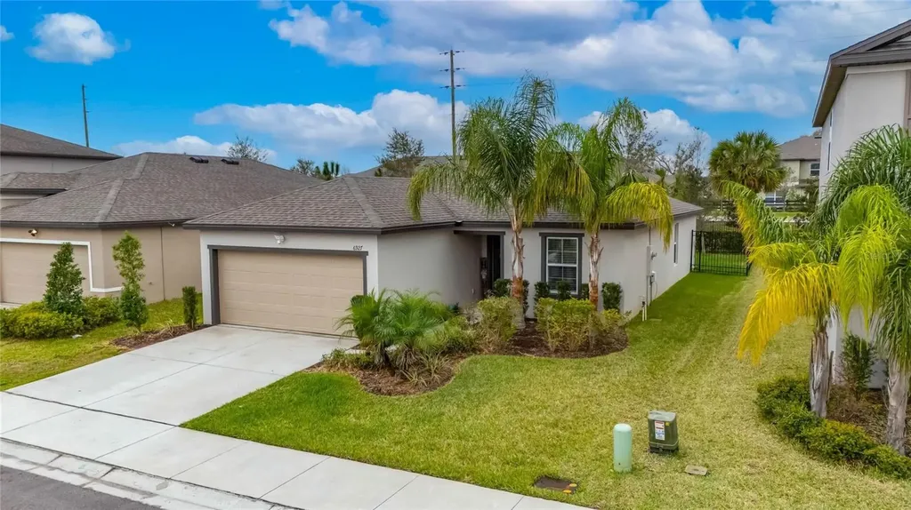 6927 Shelby Lynn Way Zephyrhills FL 33542