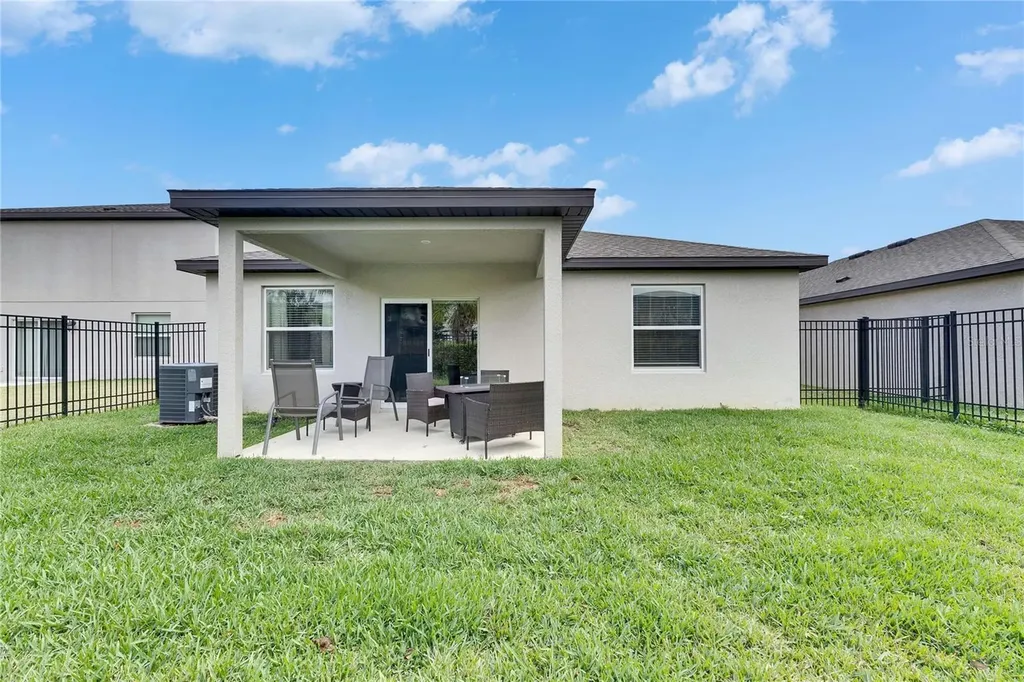 6927 Shelby Lynn Way Zephyrhills FL 33542