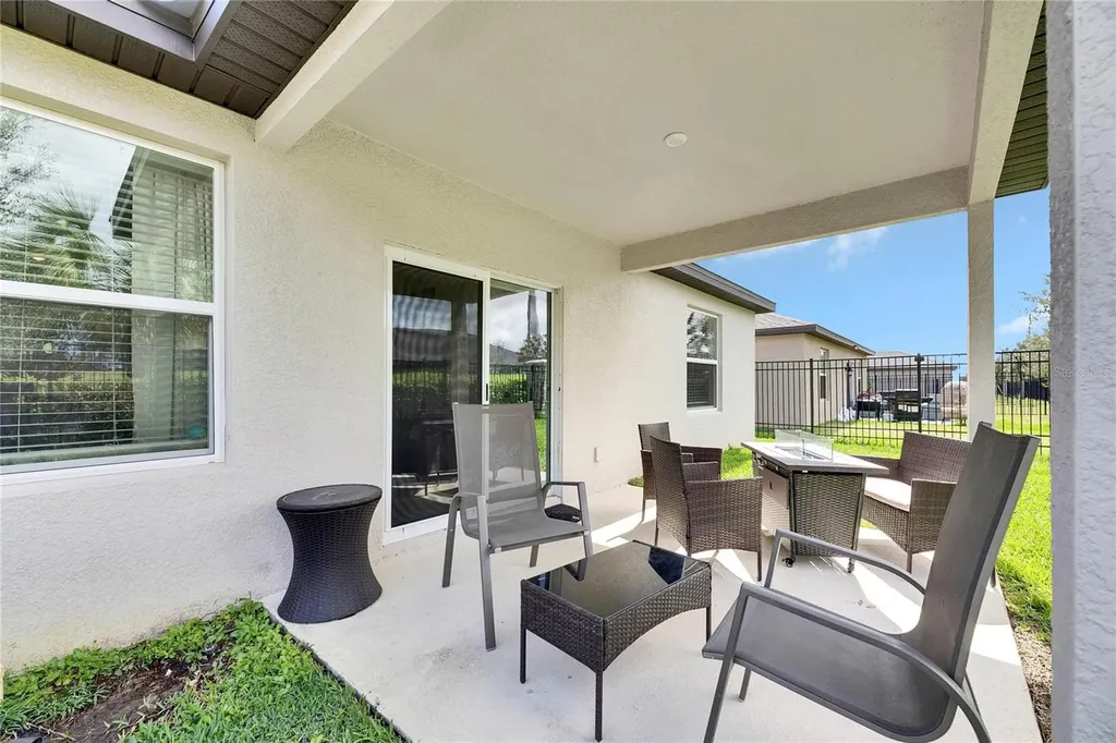 6927 Shelby Lynn Way Zephyrhills FL 33542