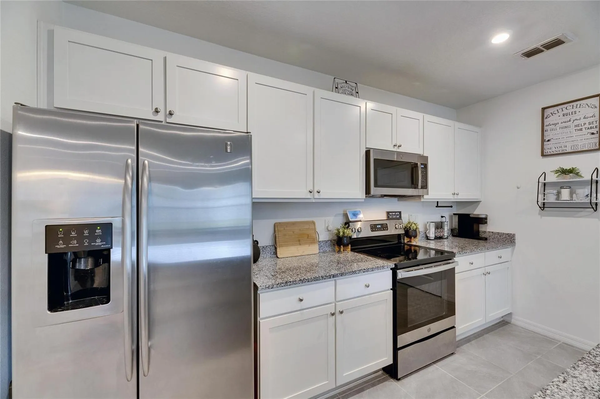6927 Shelby Lynn Way Zephyrhills FL 33542