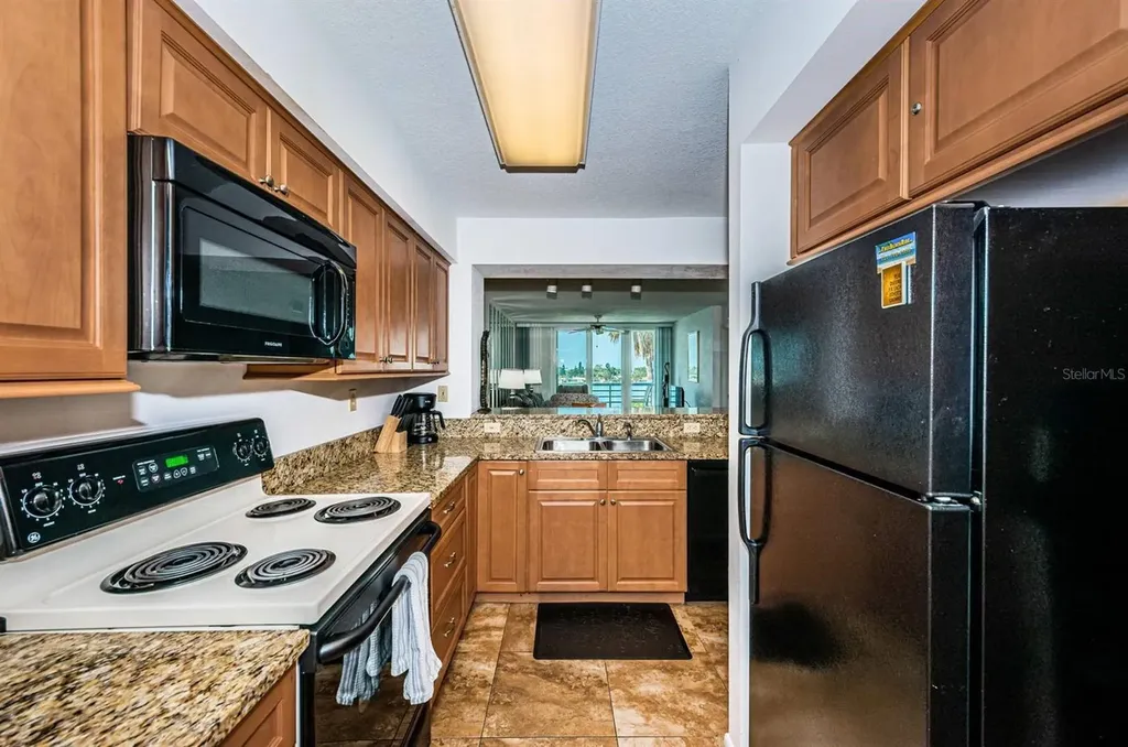 5801 Bahia Del Mar Circle St Petersburg FL 33715