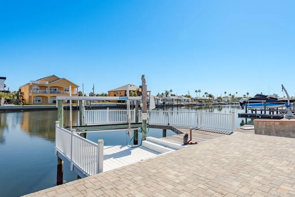 5440 Leeward Lane New Port Richey FL 34652