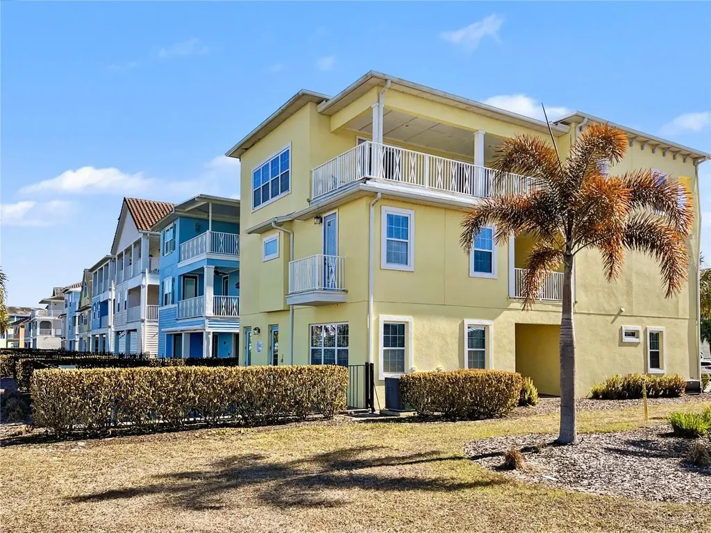 3052 Parrot Head Place Kissimmee FL 34747