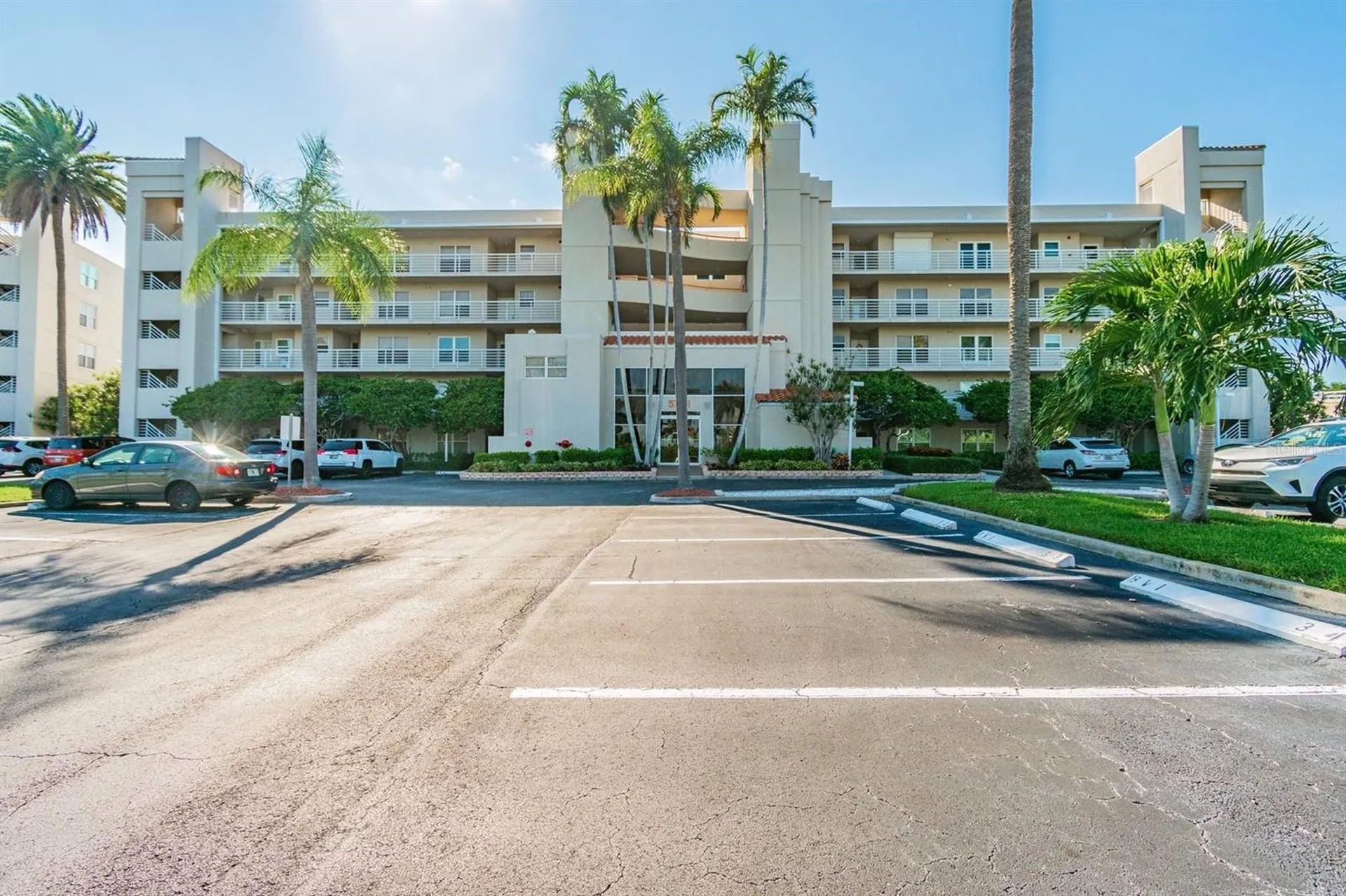 5701 Bahia Del Mar Circle St Petersburg FL 33715