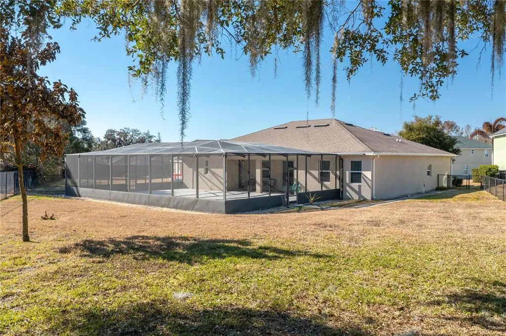 1051 Lena Run Court Winter Haven FL 33880