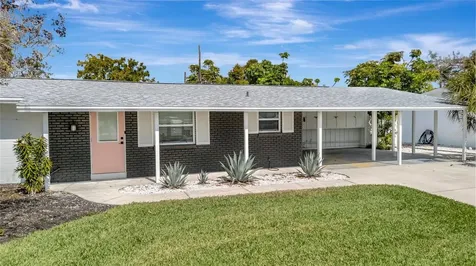 6426 Colonial Drive Sarasota FL 34231