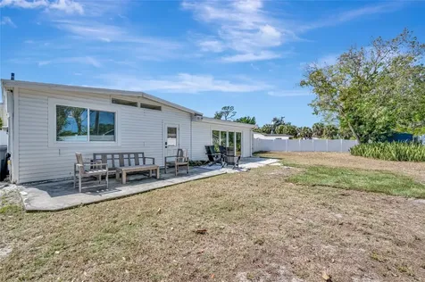 6426 Colonial Drive Sarasota FL 34231