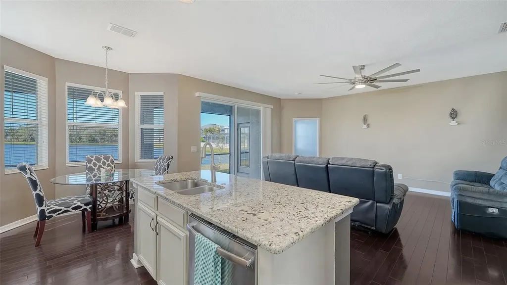 5914 53rd Lane E Bradenton FL 34203