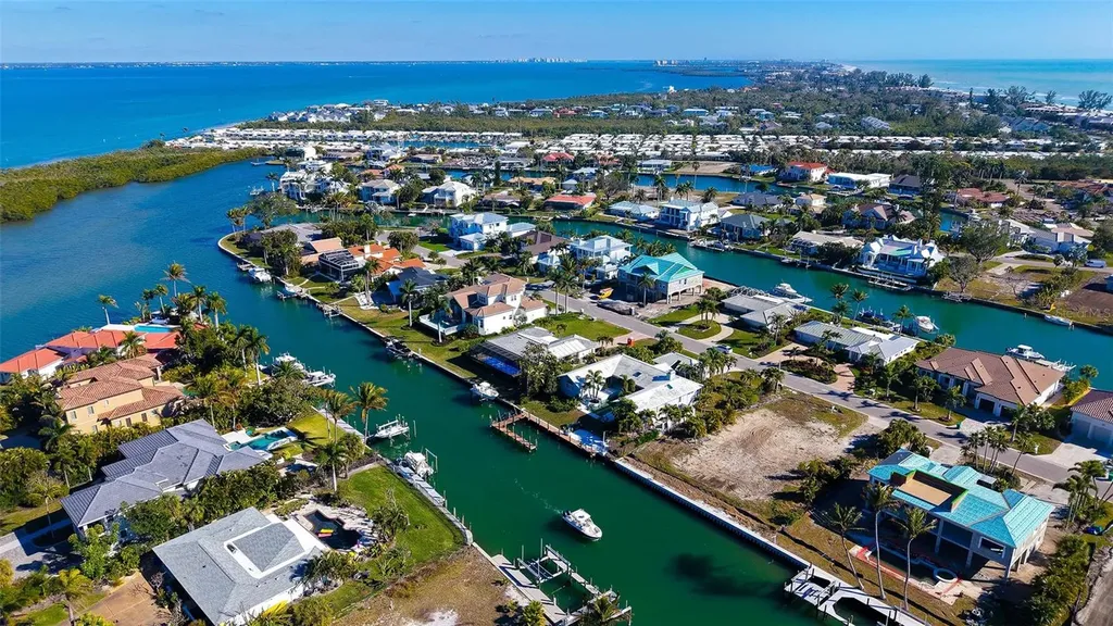 721 Emerald Harbor Drive Longboat Key FL 34228