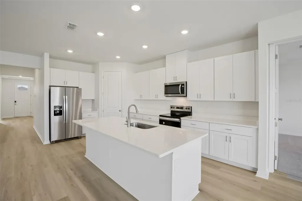 9012 Venetia Court Palmetto FL 34221