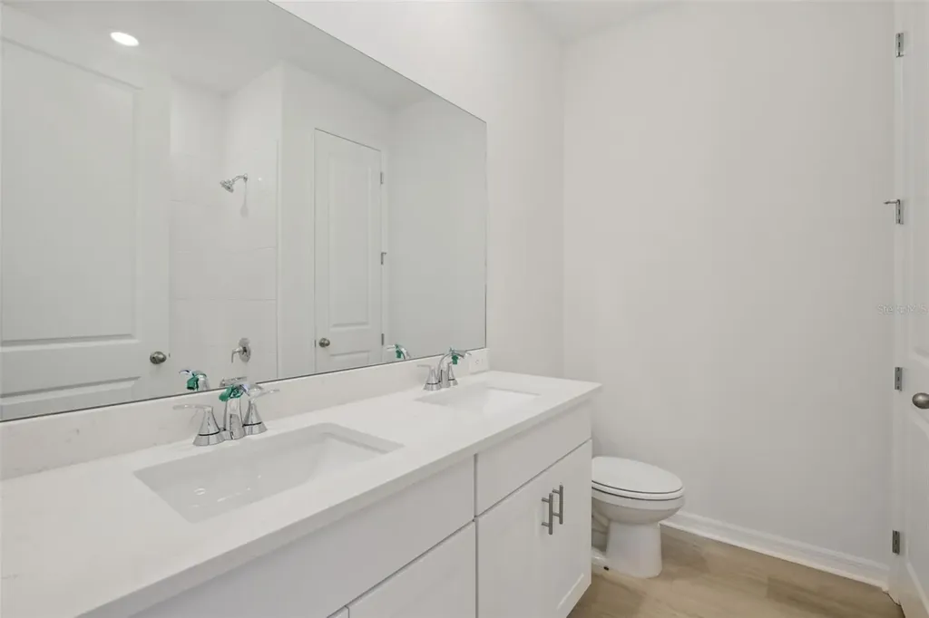 9012 Venetia Court Palmetto FL 34221