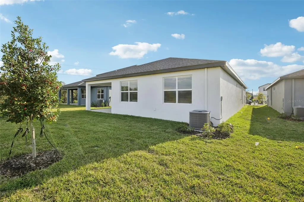 9012 Venetia Court Palmetto FL 34221
