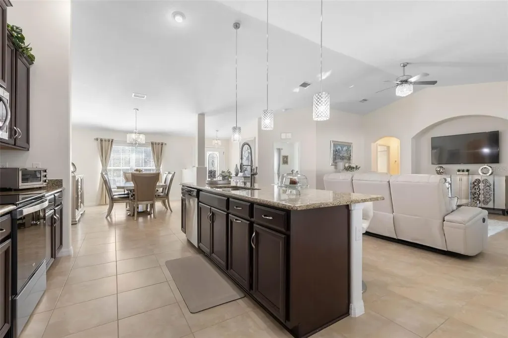 85 Freemont Turn Palm Coast FL 32137