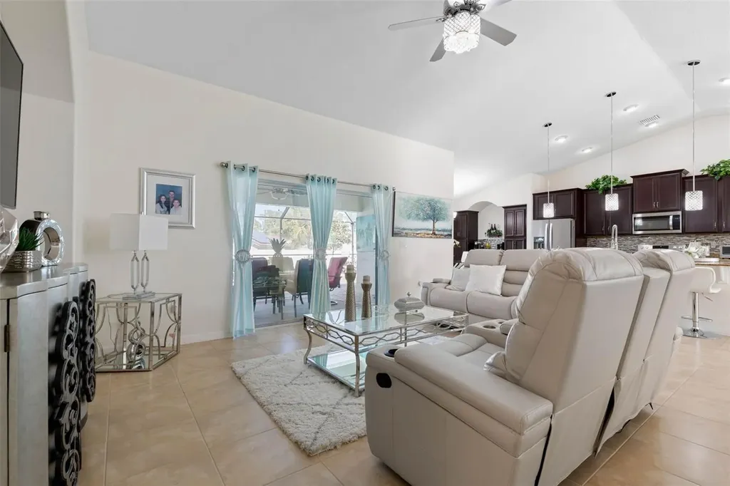 85 Freemont Turn Palm Coast FL 32137