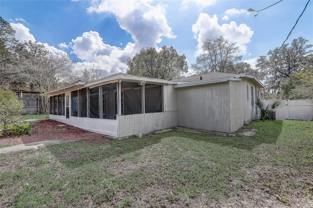 1129 NE 12th Street Ocala FL 34470
