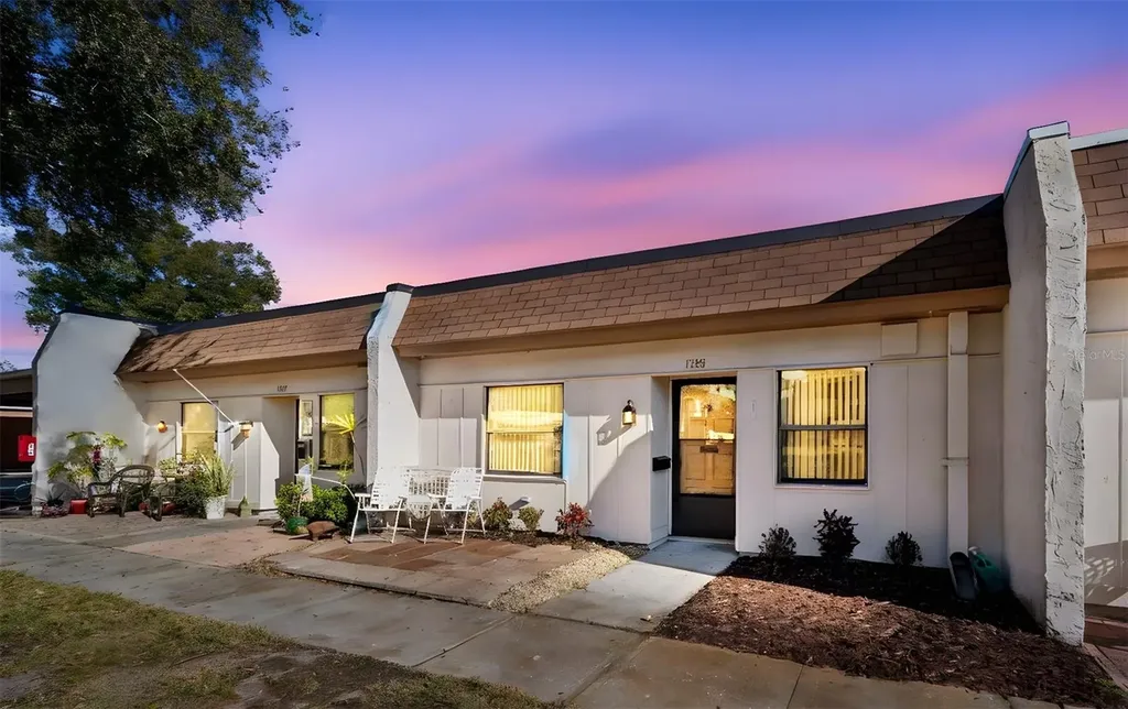1285 Mission Hills Boulevard Clearwater FL 33759