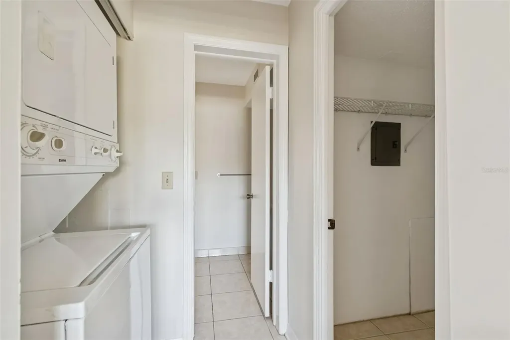 1285 Mission Hills Boulevard Clearwater FL 33759
