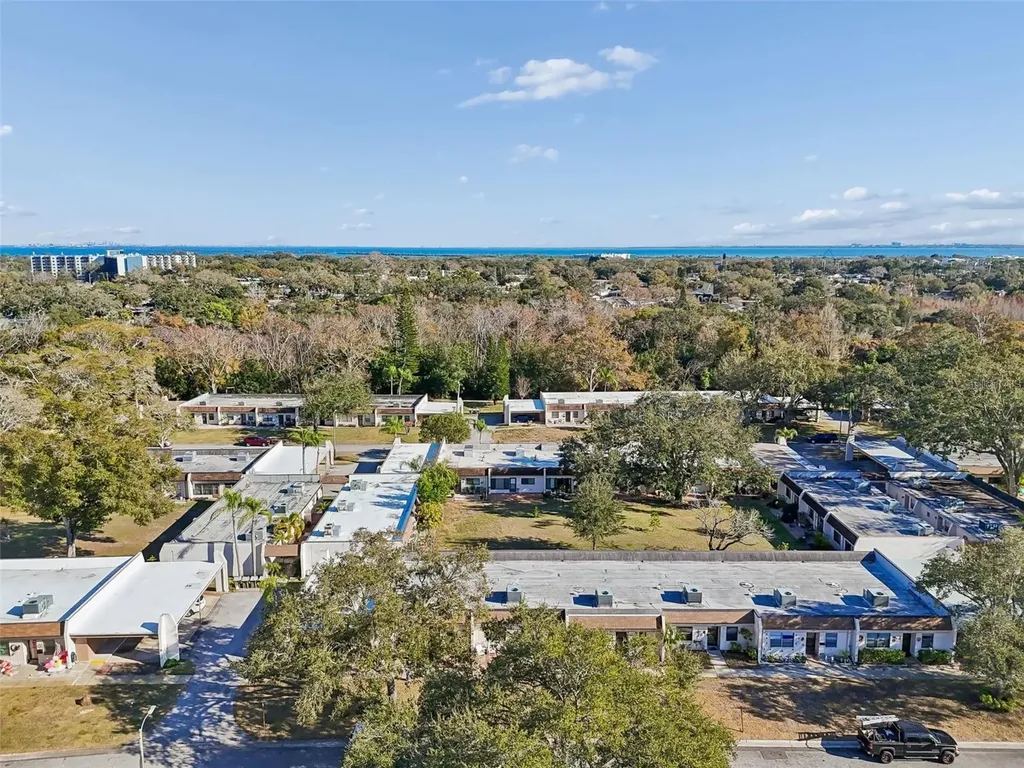1285 Mission Hills Boulevard Clearwater FL 33759
