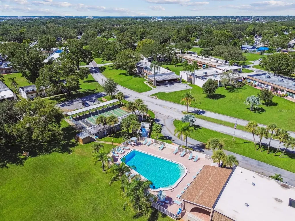 1285 Mission Hills Boulevard Clearwater FL 33759