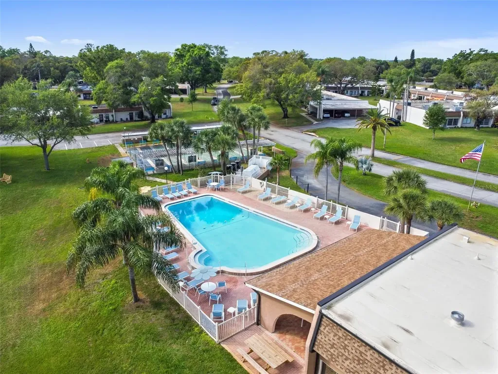 1285 Mission Hills Boulevard Clearwater FL 33759