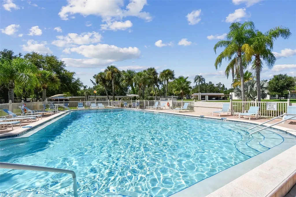 1285 Mission Hills Boulevard Clearwater FL 33759