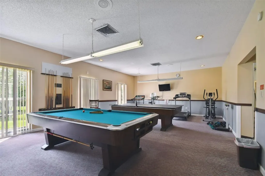 1285 Mission Hills Boulevard Clearwater FL 33759