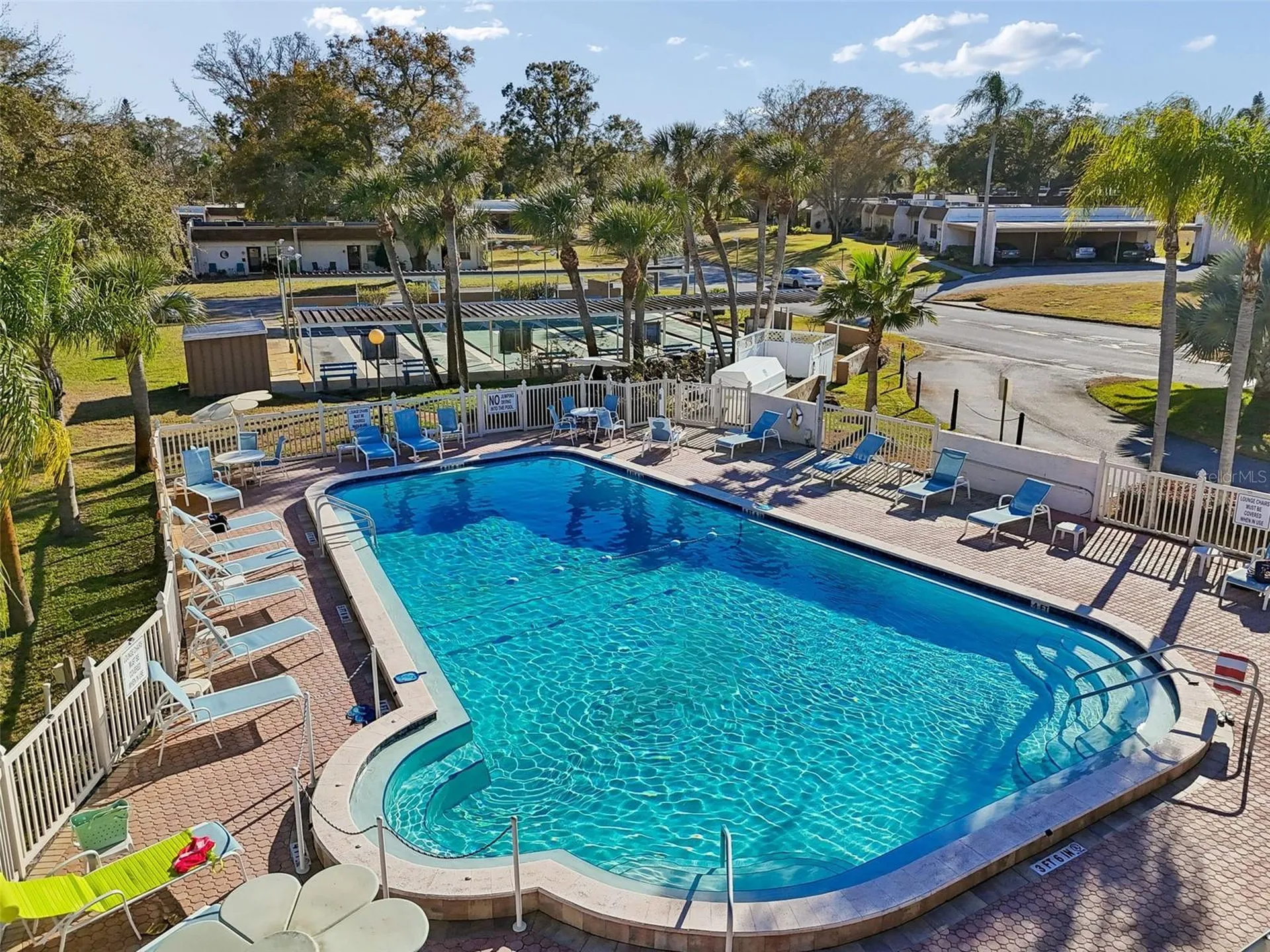 1285 Mission Hills Boulevard Clearwater FL 33759