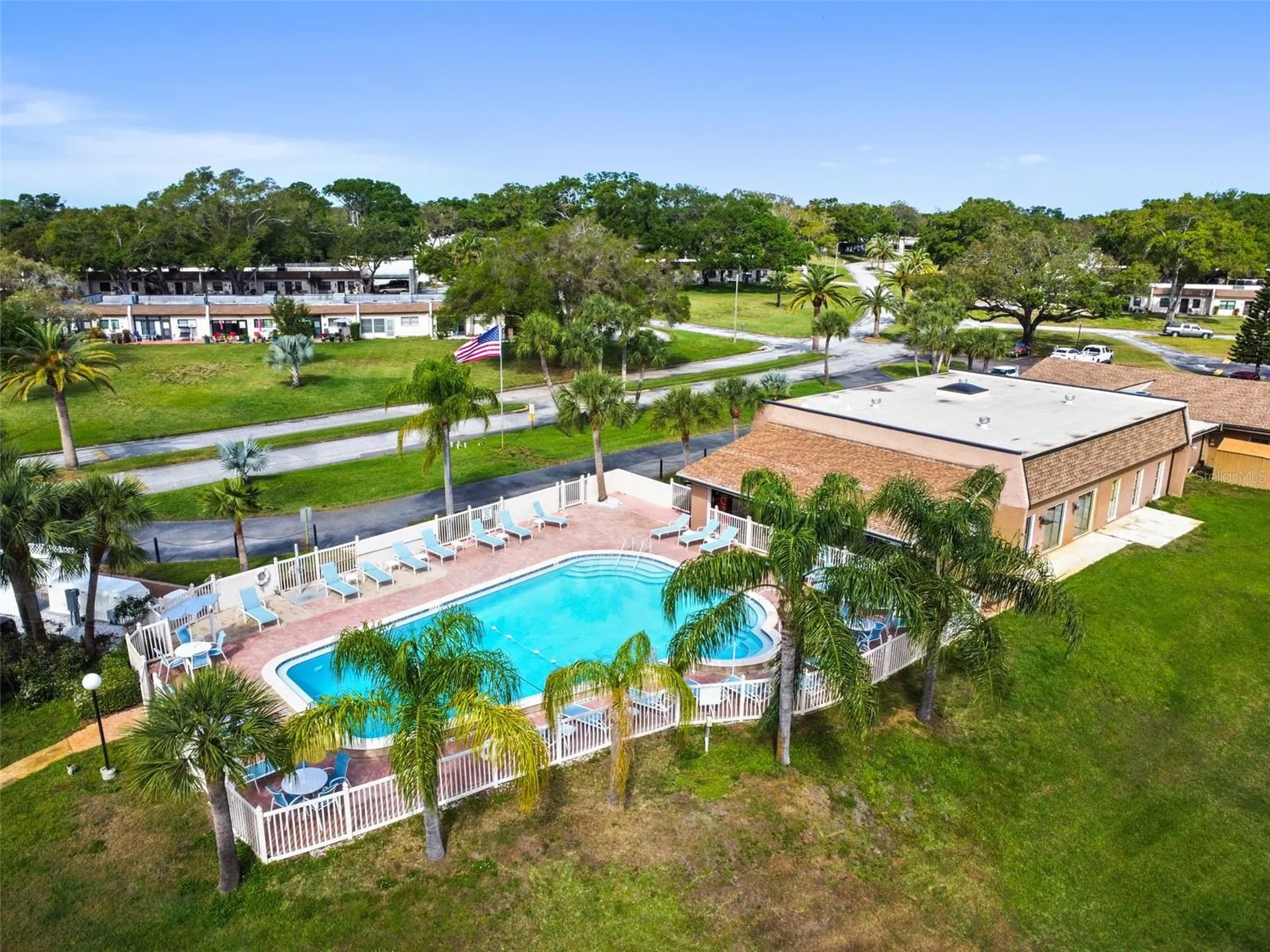 1285 Mission Hills Boulevard Clearwater FL 33759