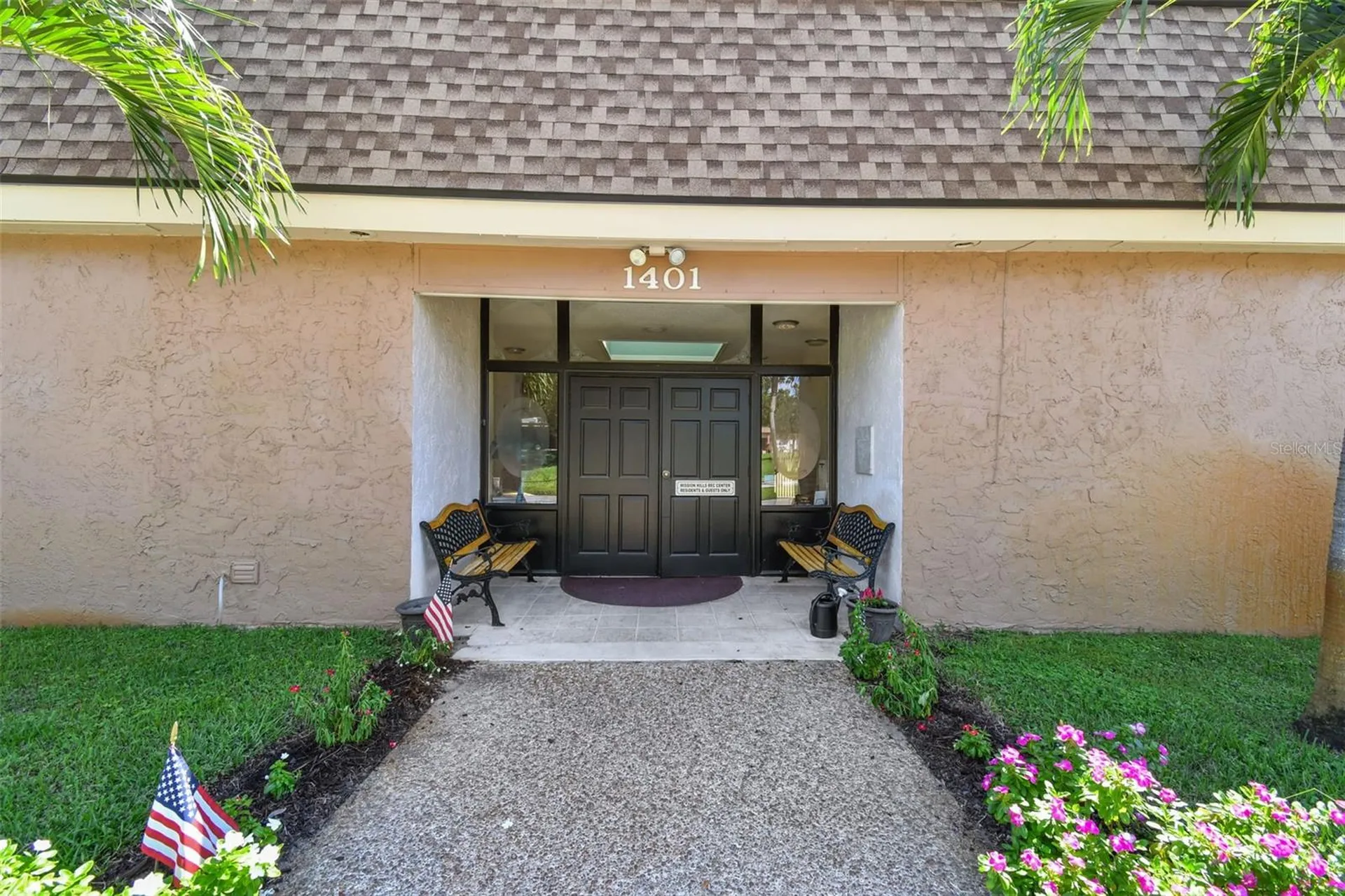 1285 Mission Hills Boulevard Clearwater FL 33759