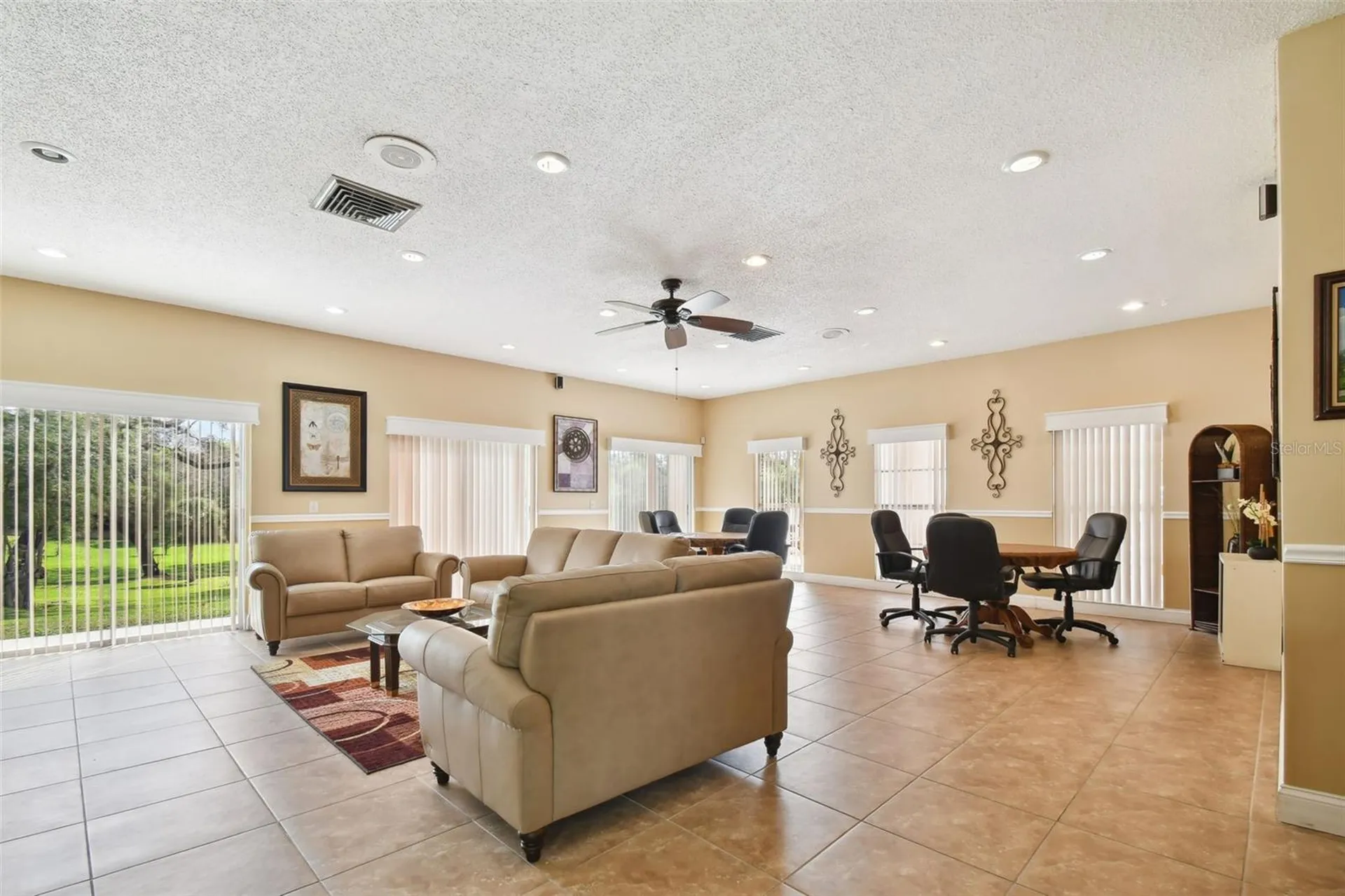 1285 Mission Hills Boulevard Clearwater FL 33759