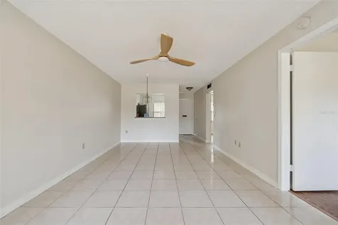 1285 Mission Hills Boulevard Clearwater FL 33759