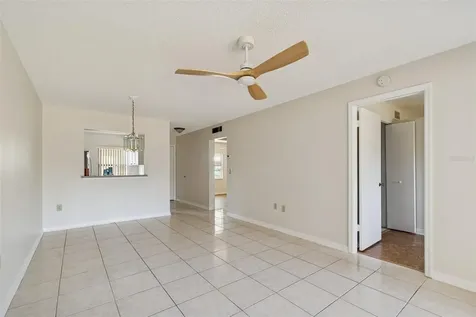 1285 Mission Hills Boulevard Clearwater FL 33759