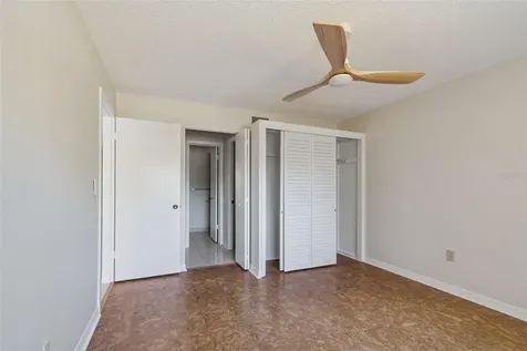 1285 Mission Hills Boulevard Clearwater FL 33759