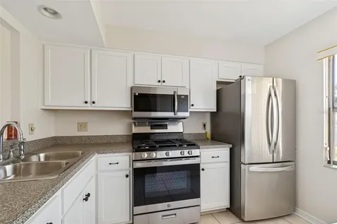 1285 Mission Hills Boulevard Clearwater FL 33759